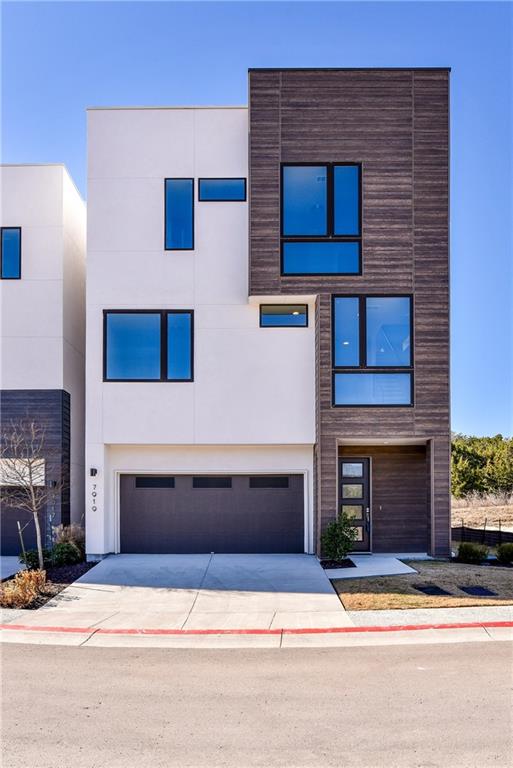 View 7911 Floracita Ln Unit #31 in Cayena 7911 Floracita Ln Unit #31 - front exterior - Luxury home in Cayena, Austin, TX
