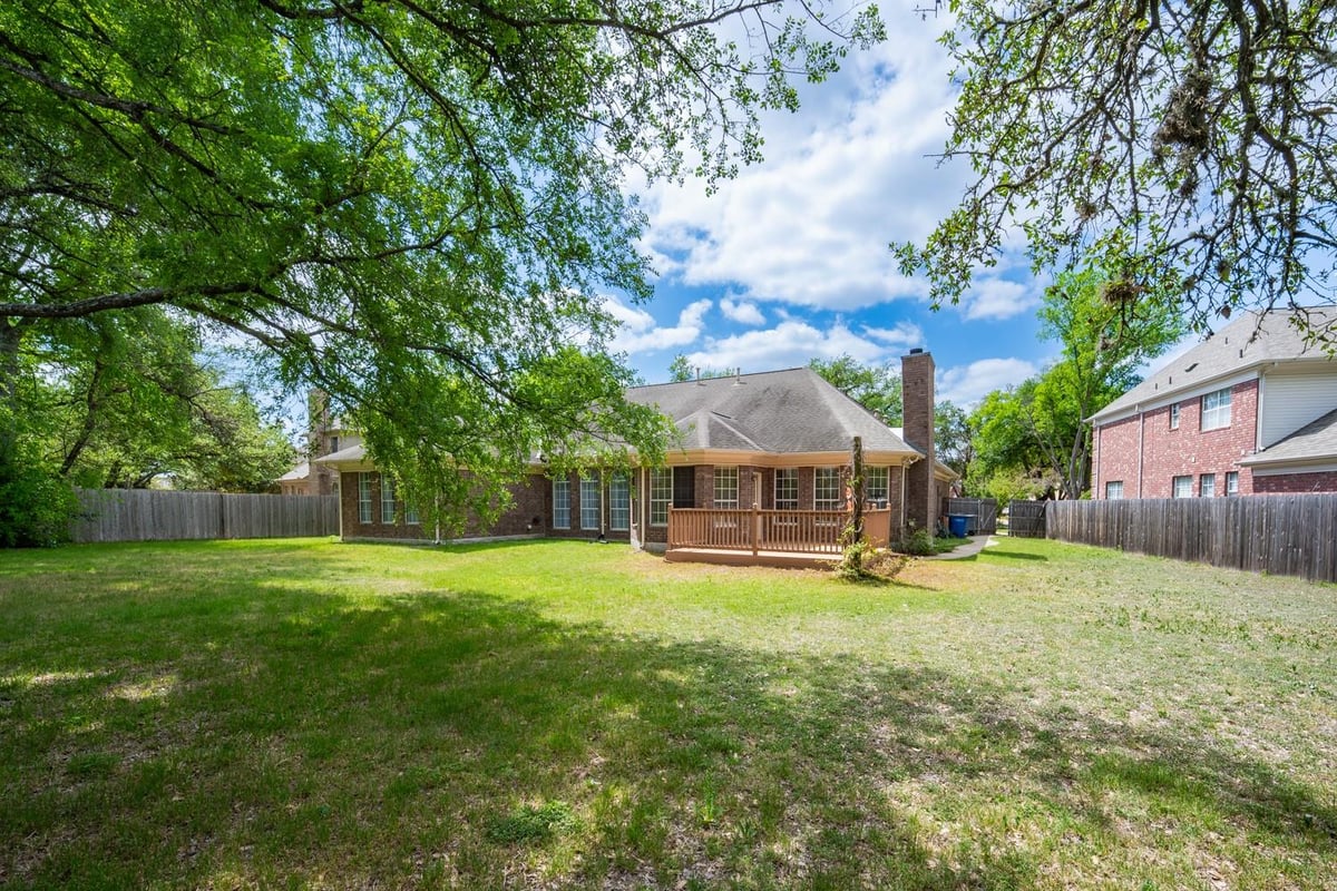 View 7916 Yaupon DR in Windridge Sec 04 7916 Yaupon DR - front exterior - Luxury home in Windridge Sec 04, Austin, TX