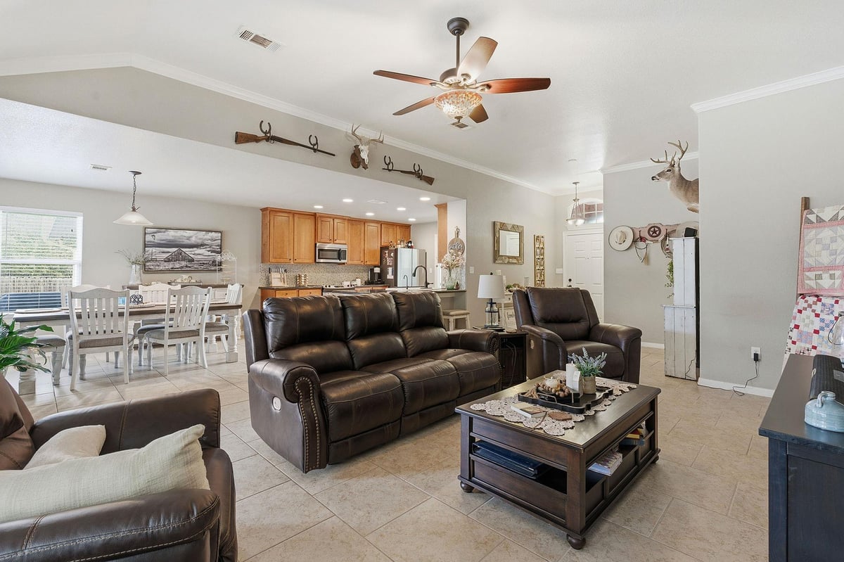 Kitchen at 8 Stone Creek Cir - 4 bed 2 bath home
