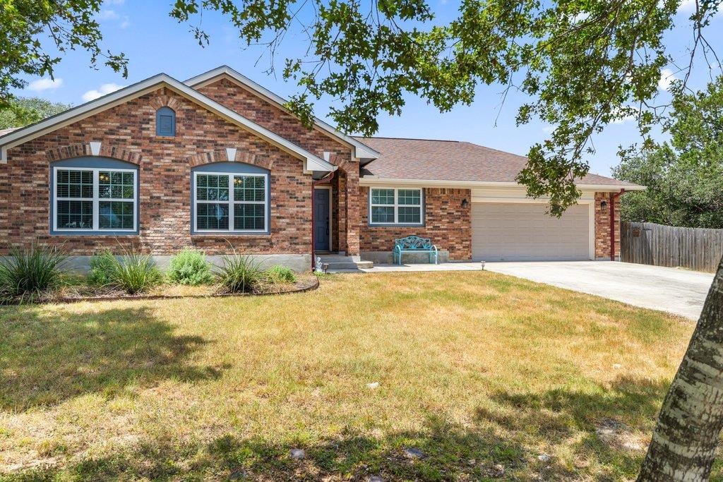 View 8 Stone Creek CIR in Woodcreek Sec 22 8 Stone Creek CIR - property photo 1 - Luxury home in Woodcreek Sec 22, Wimberley, TX