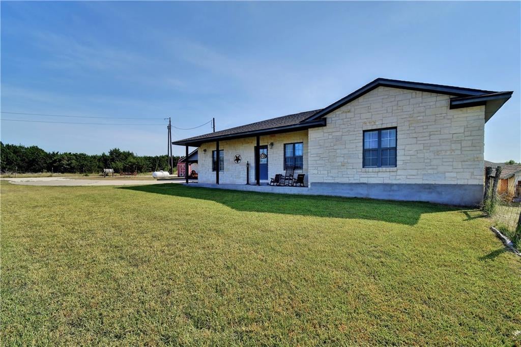 View 800 Double File TRCE 800 Double File TRCE - front exterior - Luxury home in Liberty Hill, TX