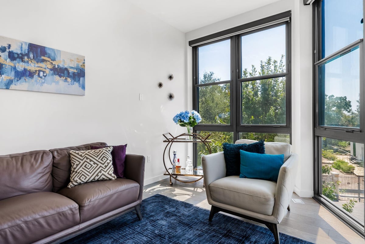 Primary bedroom at 800 Embassy Dr Unit #337 - 2 bed 2 bath home