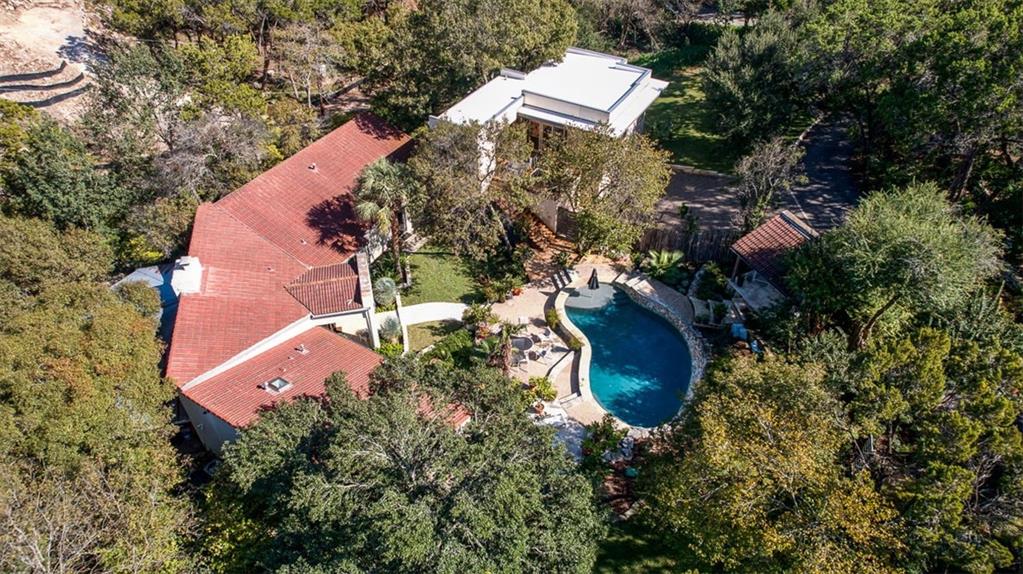 View 800 Laurel Valley RD in Mayo Add 800 Laurel Valley RD - front exterior - Luxury home in Mayo Add, West Lake Hills, TX