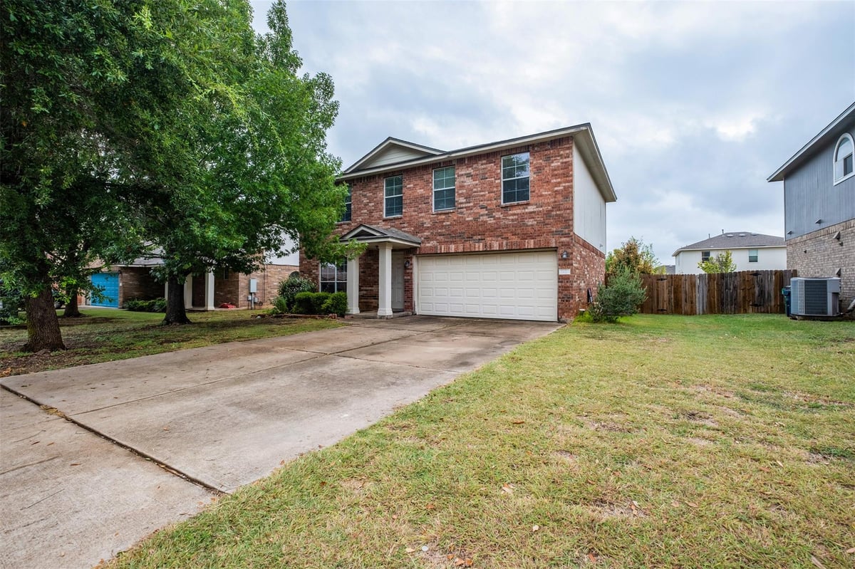 View 800 Rubles CT in Benbrook Ranch Sec 01 Ph 02 800 Rubles CT - front exterior - Luxury home in Benbrook Ranch Sec 01 Ph 02, Leander, TX