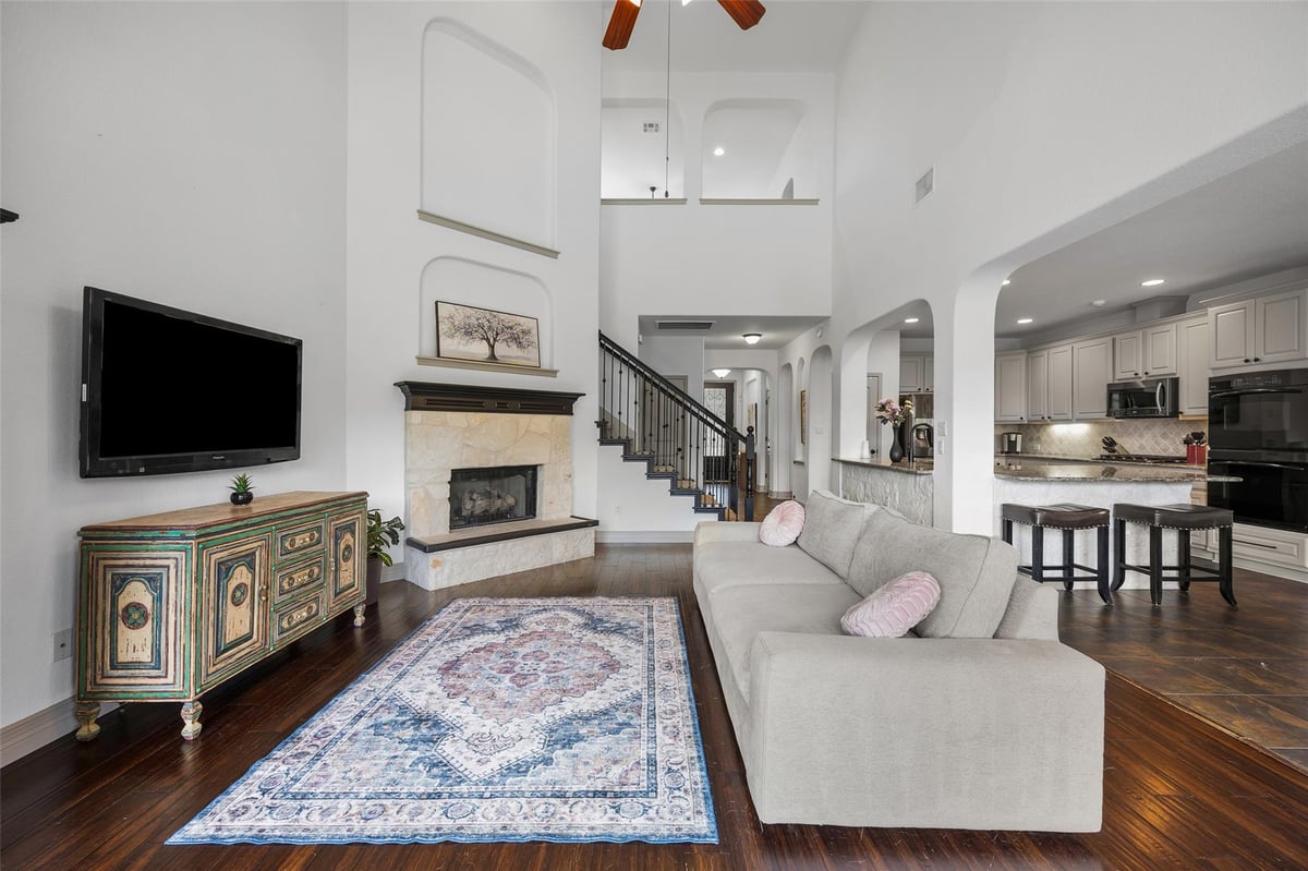 View 8000 Alophia DR in Meridian Sec C Ph 01 8000 Alophia DR - front exterior - Luxury home in Meridian Sec C Ph 01, Austin, TX