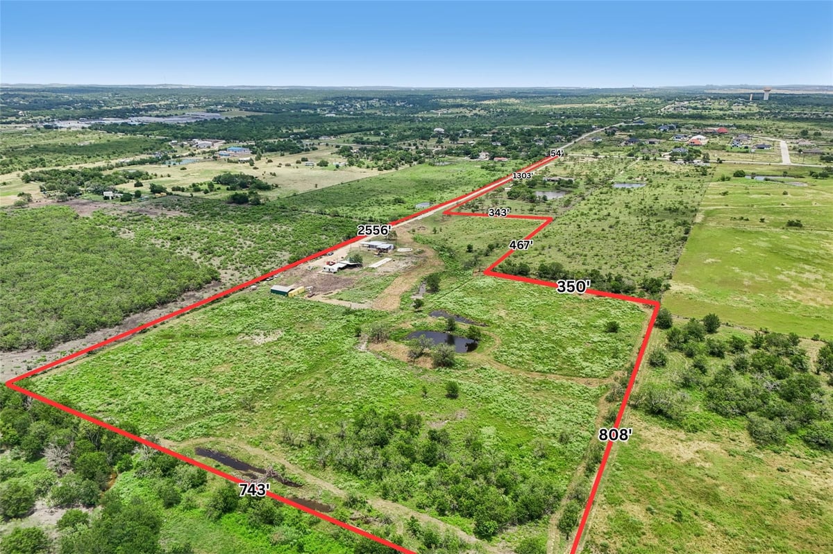 View 8004 Niederwald Strasse in Abstracts In Hays Isd-2abs 8004 Niederwald Strasse - property photo 1 - Luxury lot in Abstracts In Hays Isd-2abs, Kyle, TX