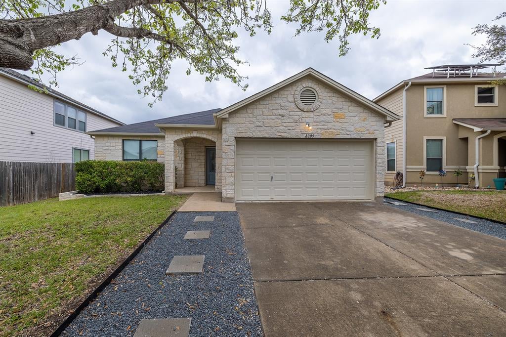 View 8009 Verbank Villa Dr in Springfield Ph B Sec 06 8009 Verbank Villa Dr - front exterior - Luxury home in Springfield Ph B Sec 06, Austin, TX