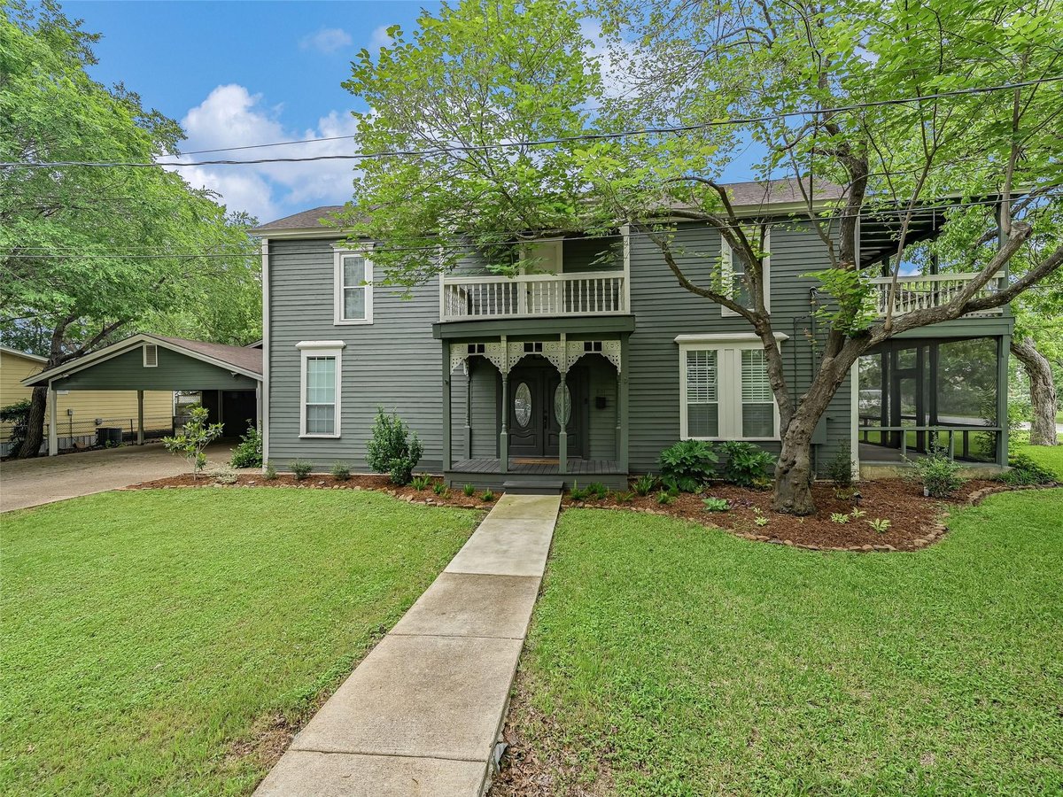 View 801 Austin St in Building Block 801 Austin St - front exterior - Luxury home in Building Block, Bastrop, TX