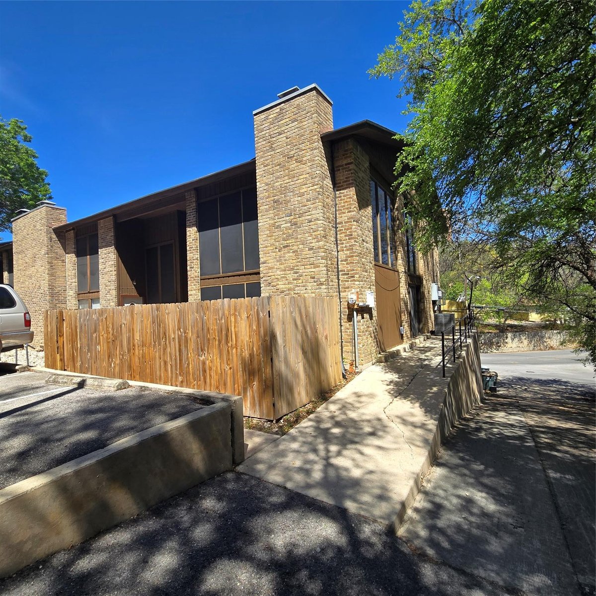 Living area at 801 Old Ranch Road 12 - 3 bed 2 bath home
