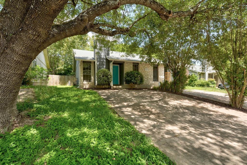 View 8010 Clydesdale Dr Unit #A in Southampton Hills 03 8010 Clydesdale Dr Unit #A - front exterior - Luxury home in Southampton Hills 03, Austin, TX