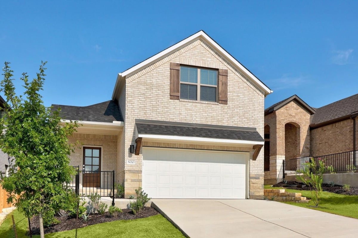View 8010 Shining Flor Run in Lakeside at Tessera 8010 Shining Flor Run - property photo 1 - Luxury home in Lakeside at Tessera, Lago Vista, TX