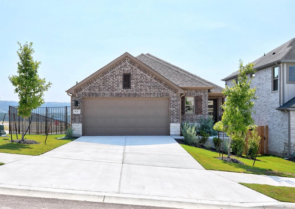 View 8017 Shining Flor Run in Lakeside at Tessera 8017 Shining Flor Run - property photo 1 - Luxury home in Lakeside at Tessera, Lago Vista, TX