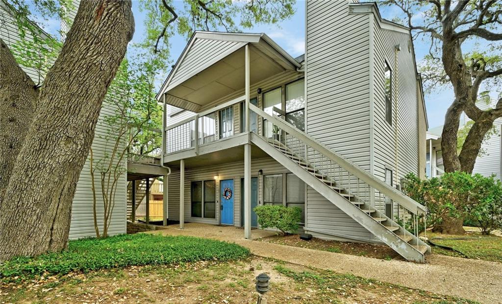 View 802 S 1st ST Unit #105 in Bouldin Creek Condo Amd 802 S 1st ST Unit #105 - front exterior - Luxury home in Bouldin Creek Condo Amd, Austin, TX