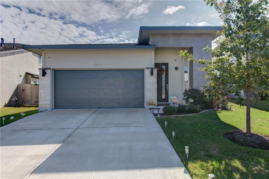 View 8021 Izetta Ln in Addison Sec 2 Sub 8021 Izetta Ln - front exterior - Luxury home in Addison Sec 2 Sub, Austin, TX