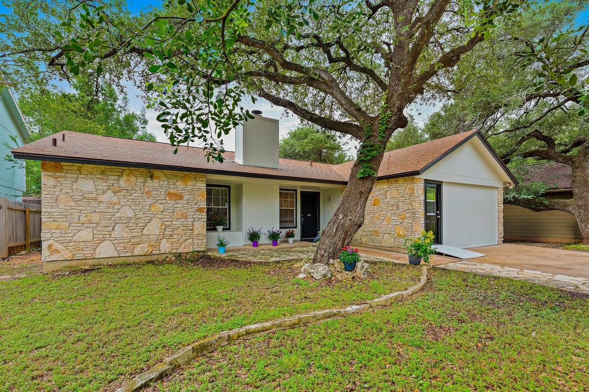 View 8022 Scotland Yard in Barrington Oaks Sec 09 8022 Scotland Yard - front exterior - Luxury home in Barrington Oaks Sec 09, Austin, TX