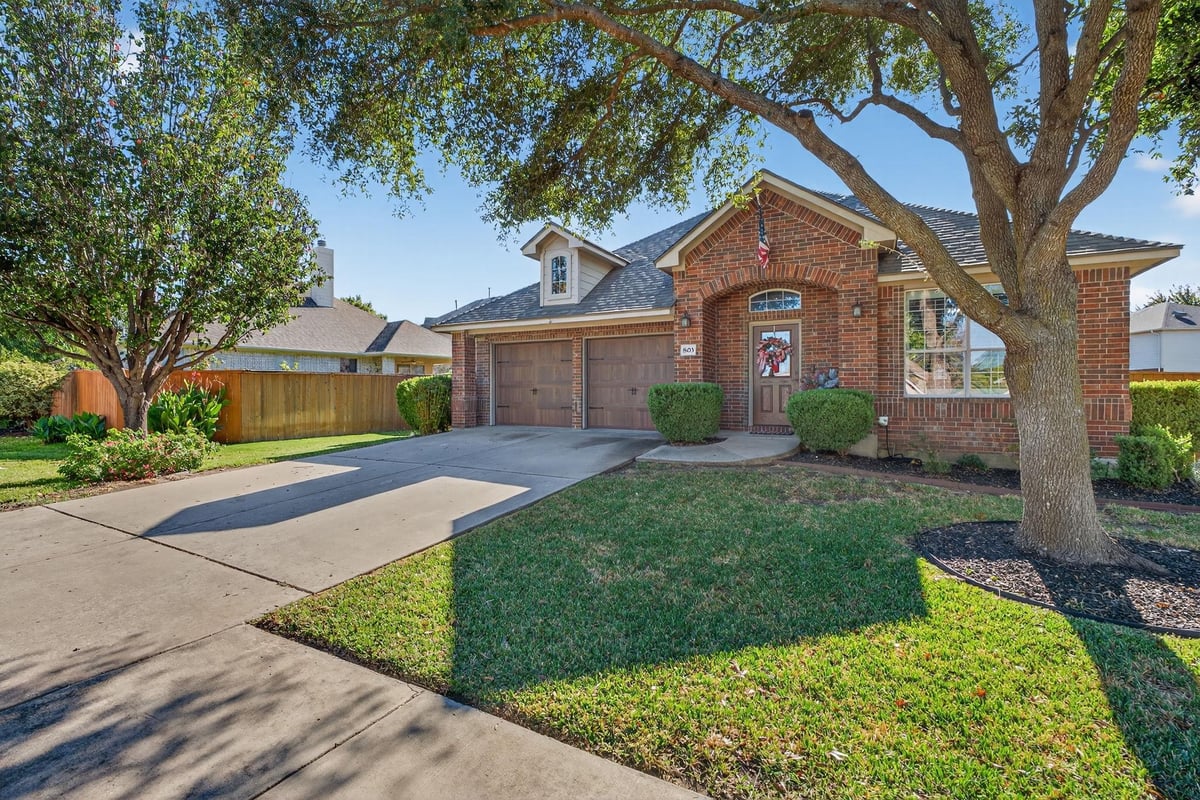 View 803 Bent Wood Pl in Teravista Sec 08 803 Bent Wood Pl - property photo 1 - Luxury home in Teravista Sec 08, Round Rock, TX