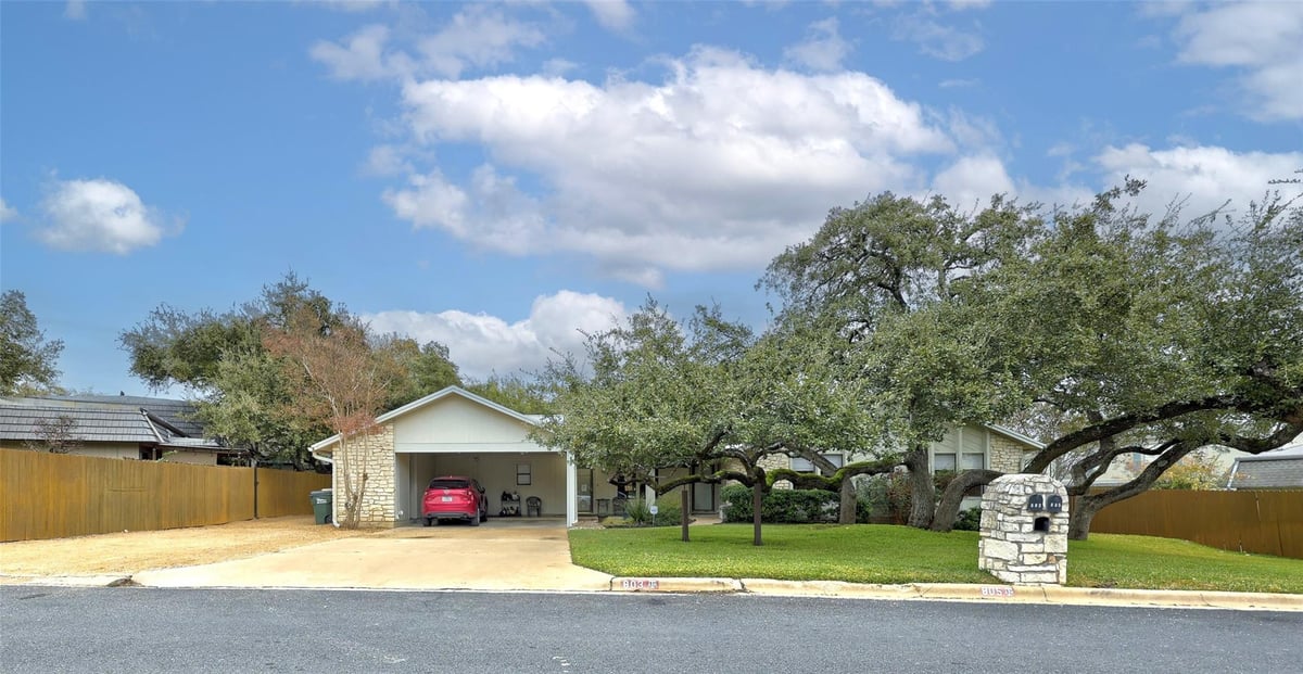View 803 Castle Ridge Rd in Camelot Sec 02 Ph 02 803 Castle Ridge Rd - front exterior - Luxury home in Camelot Sec 02 Ph 02, Austin, TX