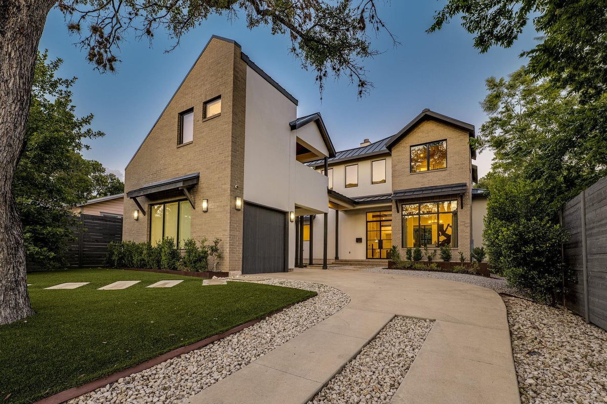 View 803 Norwalk Ln in Marlton Place Sec 01 803 Norwalk Ln - front exterior - Luxury home in Marlton Place Sec 01, Austin, TX