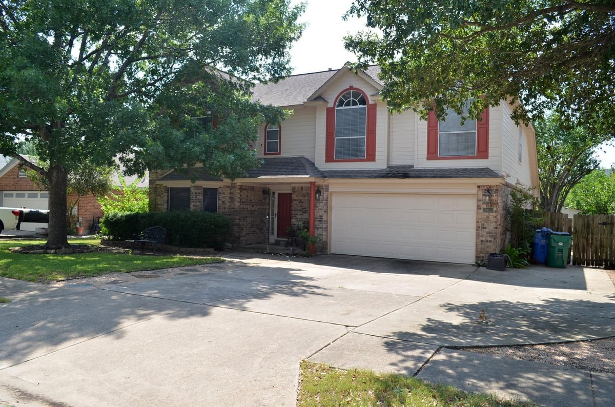 View 805 Clarence Bohls Ln in Parkcrest 805 Clarence Bohls Ln - property photo 1 - Luxury home in Parkcrest, Pflugerville, TX
