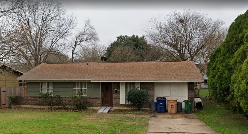 View 805 Eberhart Ln in Buckingham Place Sec 02 805 Eberhart Ln - front exterior - Luxury home in Buckingham Place Sec 02, Austin, TX