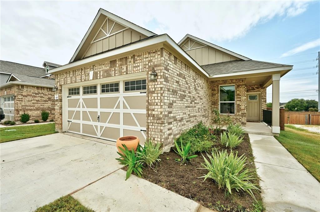 View 805 Sandhill Branch Dr in Brentwood Villas 805 Sandhill Branch Dr - front exterior - Luxury home in Brentwood Villas, Austin, TX