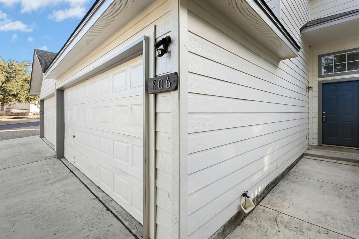 Kitchen at 806/808 Sagewood Trl - Hughson Heights Sec 3-C, San Marcos, TX