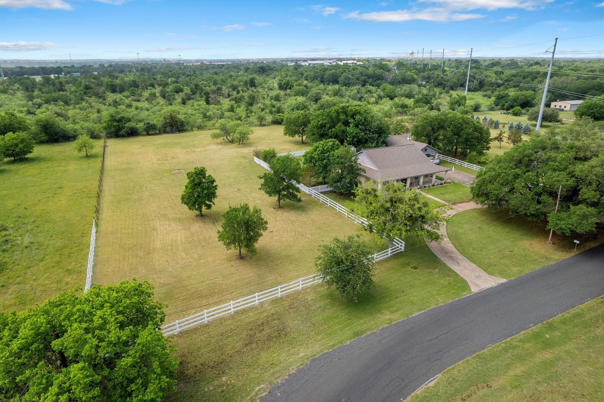 View 808 Golden Oaks Rd in Golden Oaks 808 Golden Oaks Rd - front exterior - Luxury home in Golden Oaks, Georgetown, TX