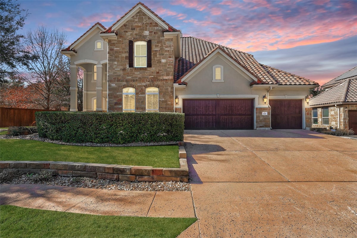Kitchen at 808 Horseback Hollow Dr - 5 bed 3 bath home