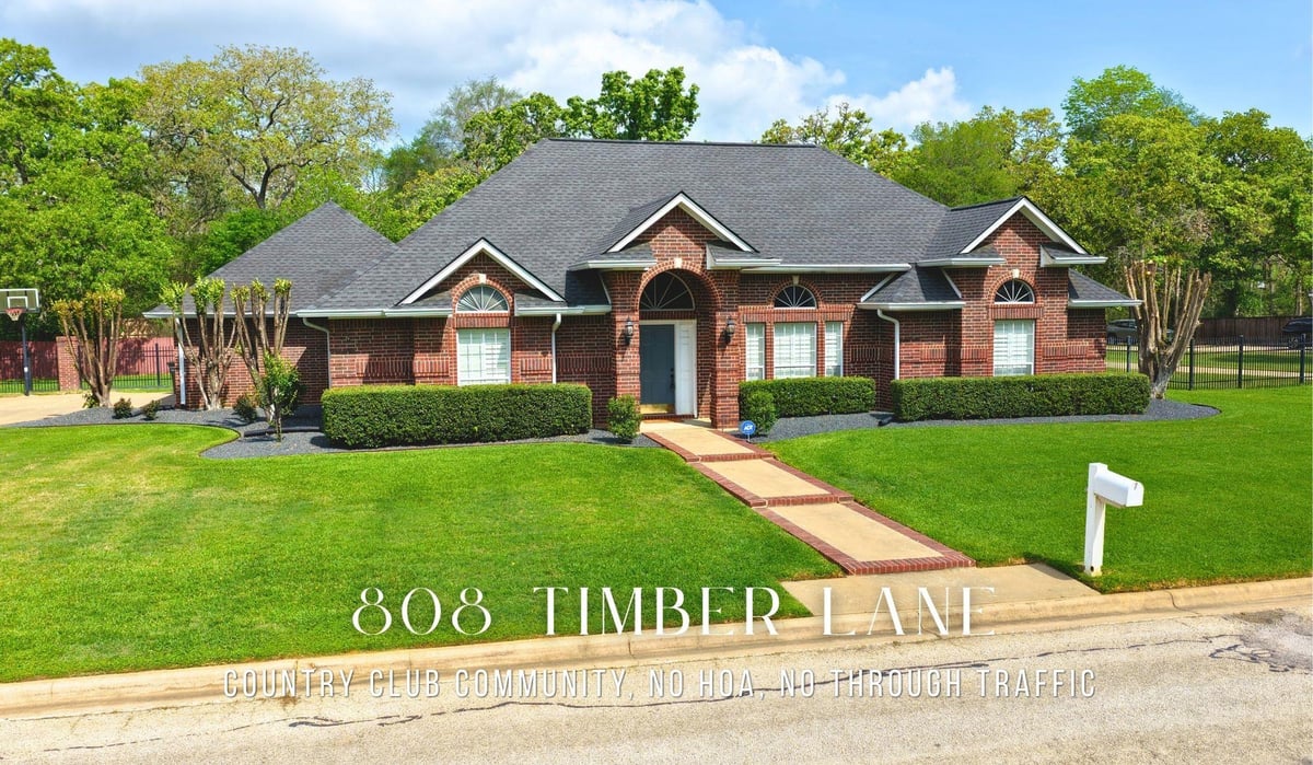 View 808 Timber Lane in Copperas Hollow 808 Timber Lane - front exterior - Luxury home in Copperas Hollow, Caldwell, TX