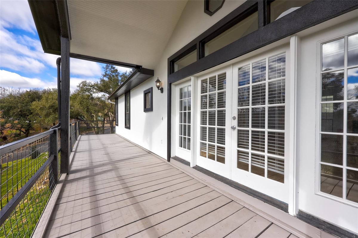 View 809 Castle Ridge RD in Camelot Sec 02 Ph 02 809 Castle Ridge RD - property photo 1 - Luxury home in Camelot Sec 02 Ph 02, Austin, TX