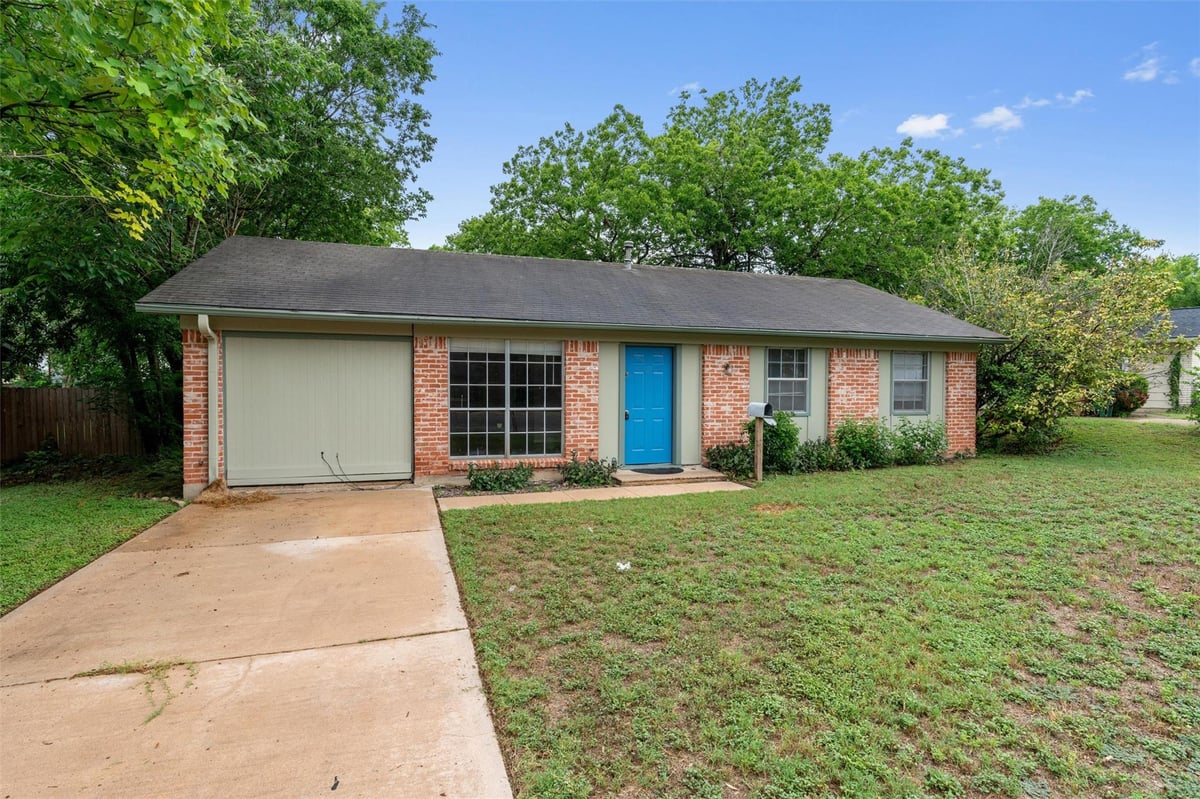 View 809 Eberhart LN in Austin 809 Eberhart LN, photo 1, Austin, Austin, TX