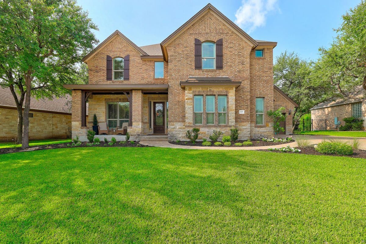 View 809 Prairie Dunes DR in Reserve Berry Crk Sec 809 Prairie Dunes DR - front exterior - Luxury home in Reserve Berry Crk Sec, Georgetown, TX