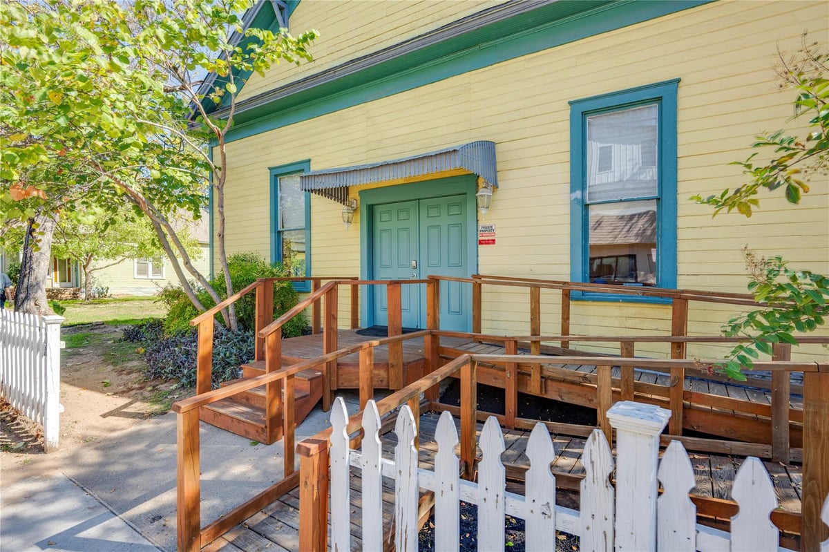 View 81 San Marcos ST Unit #A in M K & T 81 San Marcos ST Unit #A - property photo 1 - Luxury home in M K & T, Austin, TX