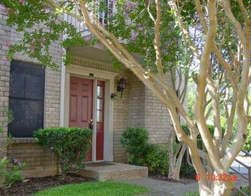 View 810 Banister Ln Unit #802 in Austin 810 Banister Ln Unit #802 - property photo 1 - Luxury home in Austin, Austin, TX