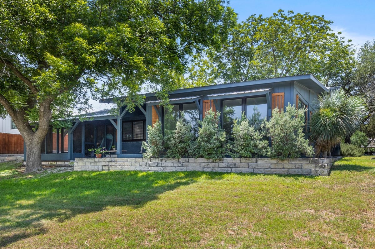 View 810 River RD in River Road Terrace 810 River RD - front exterior - Luxury home in River Road Terrace, Wimberley, TX