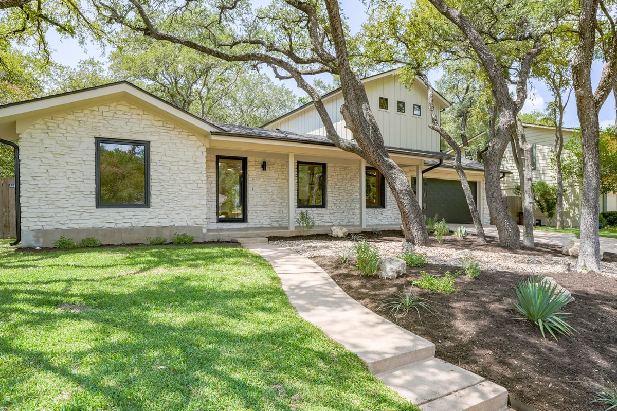View 8100 Greenslope DR in Balcones Hills Sec 01 8100 Greenslope DR - property photo 1 - Luxury home in Balcones Hills Sec 01, Austin, TX