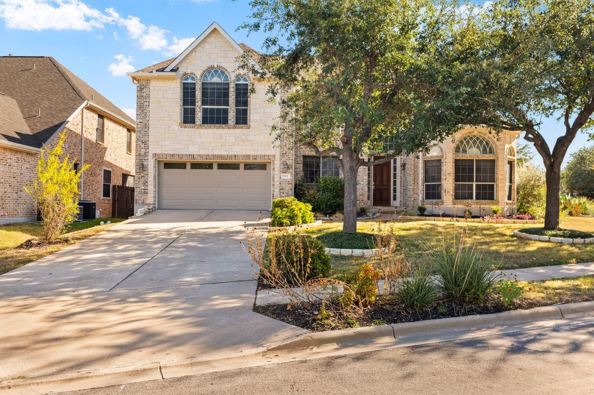 View 8101 Red Bird Ct in Grandview Hills, Parke Sec 04 8101 Red Bird Ct - front exterior - Luxury home in Grandview Hills, Parke Sec 04, Austin, TX