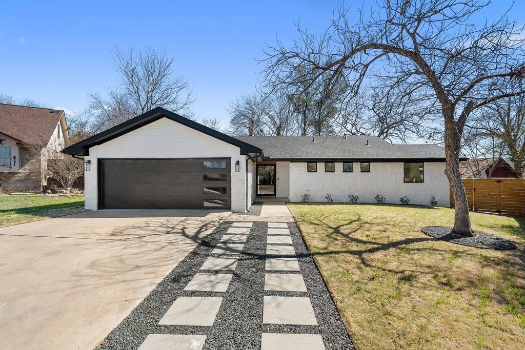 View 8103 Caisson CIR in Shiloh Ph 02 Sec 01 Amd 8103 Caisson CIR - front exterior - Luxury home in Shiloh Ph 02 Sec 01 Amd, Austin, TX