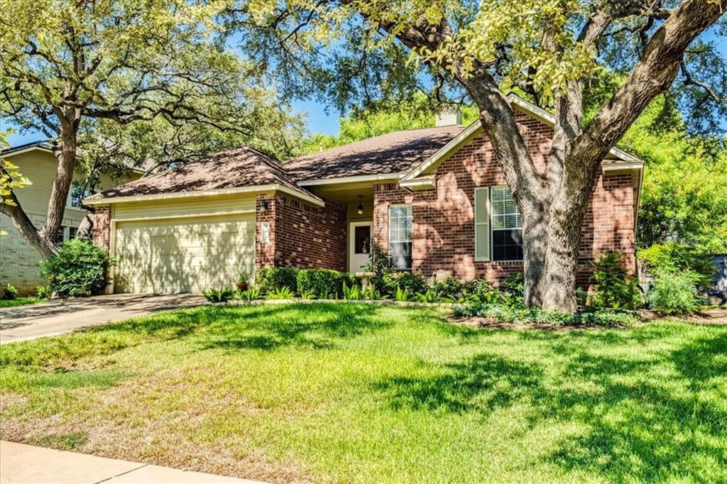 View 8104 Isaac Pryor Dr in Legend Oaks Ph A Sec 04 & Ph B 8104 Isaac Pryor Dr - front exterior - Luxury home in Legend Oaks Ph A Sec 04 & Ph B, Austin, TX