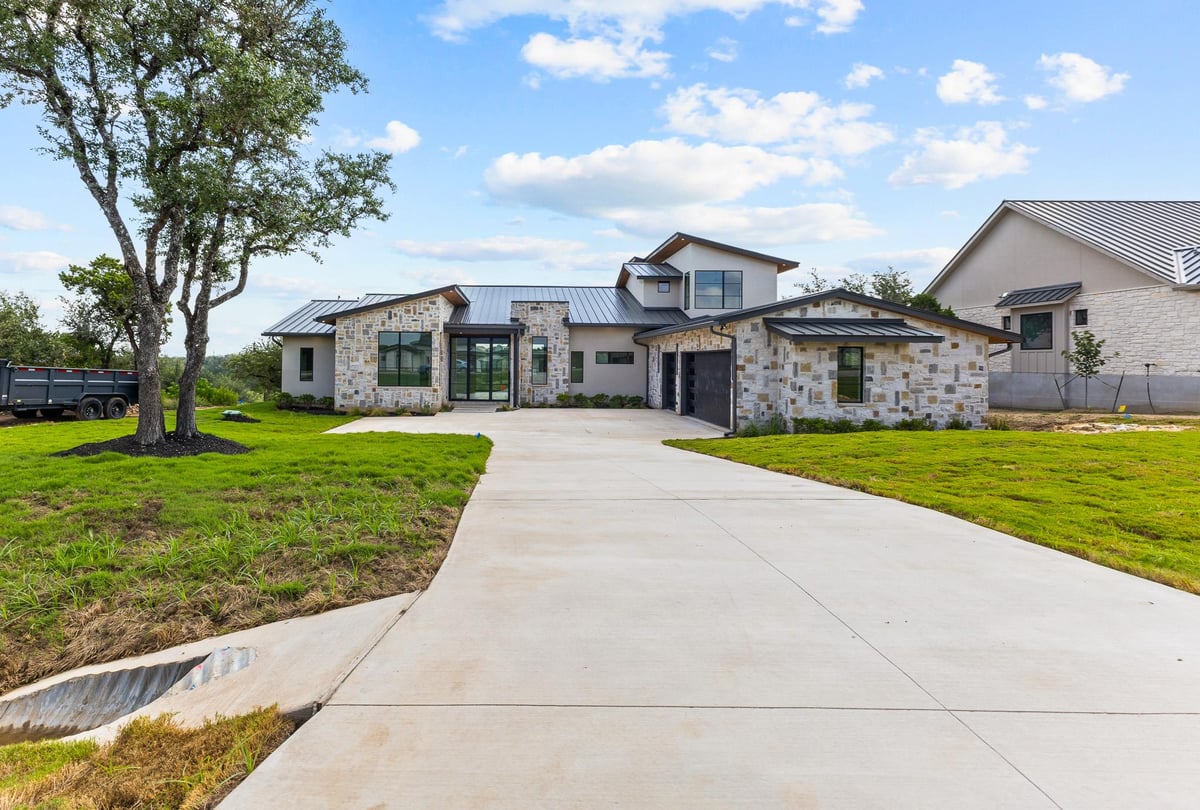 View 8109 Kuhn DR in Preserve/Oak Hill 8109 Kuhn DR - property photo 1 - Luxury home in Preserve/Oak Hill, Austin, TX