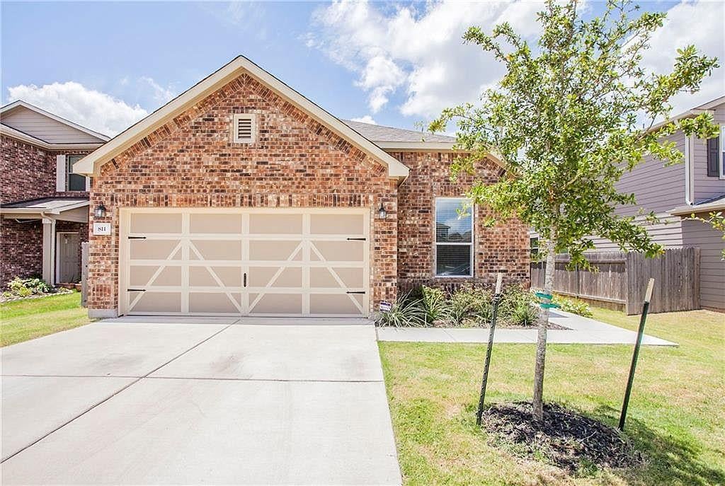 View 811 Sawbuck DR in Pflugerville 811 Sawbuck DR, photo 1 of 18, Pflugerville, Pflugerville, TX