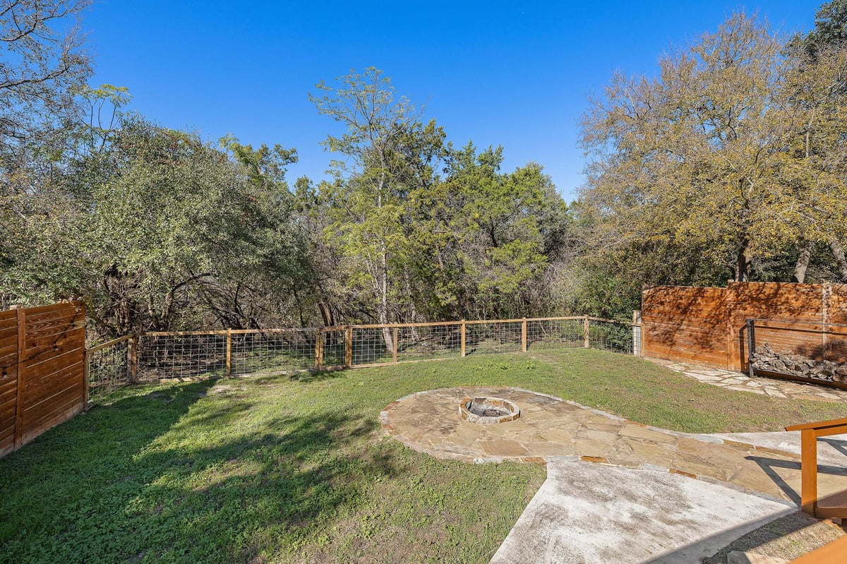 View 8110 Nairn DR in Maple Run Sec 09 8110 Nairn DR - property photo 1 - Luxury home in Maple Run Sec 09, Austin, TX