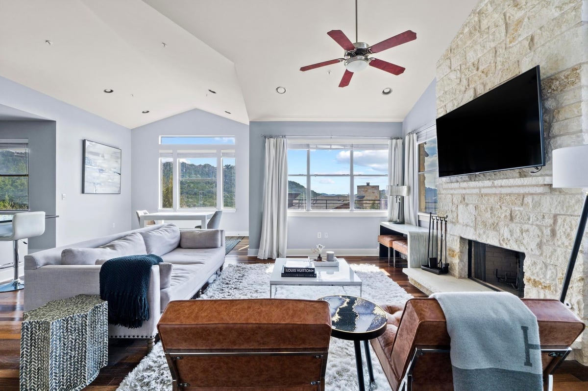 View 8110 Ranch Road 2222 Unit #49 in Hillside Amd The 8110 Ranch Road 2222 Unit #49 - front exterior - Luxury home in Hillside Amd The, Austin, TX