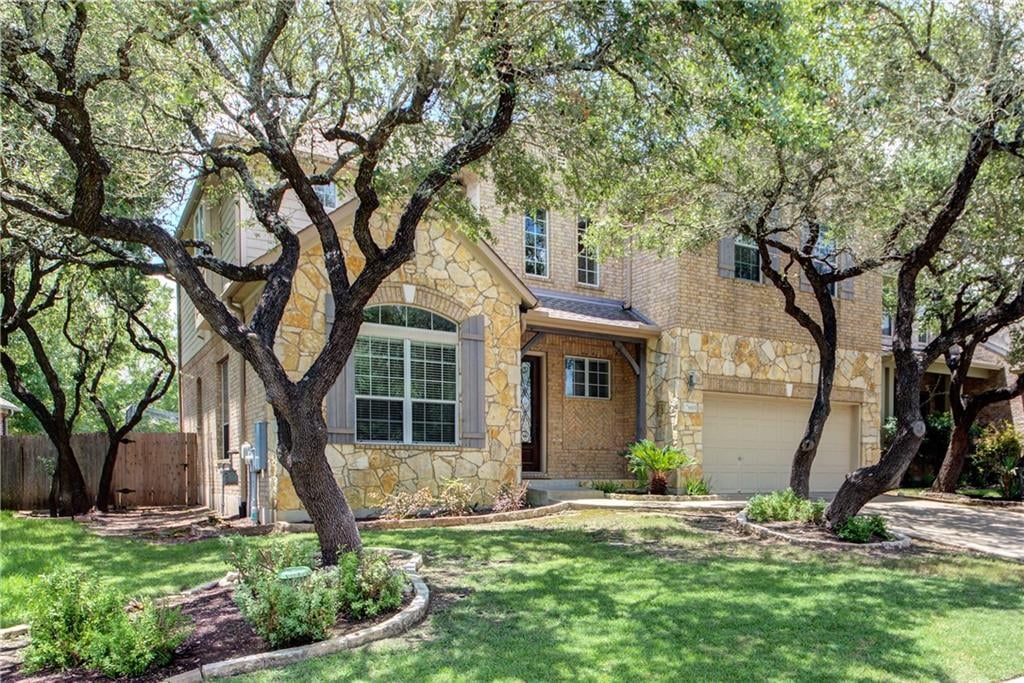 View 8113 Alophia Dr in LOT 17 BLK F MERIDIAN SEC C PHS 2 8113 Alophia Dr - front exterior - Luxury home in LOT 17 BLK F MERIDIAN SEC C PHS 2, Austin, TX