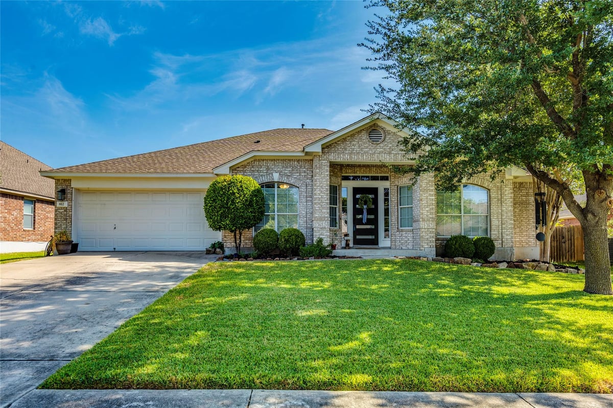 View 812 Dover Castle LN in Highland Park North Ph A Sec 03 812 Dover Castle LN - property photo 1 - Luxury home in Highland Park North Ph A Sec 03, Pflugerville, TX