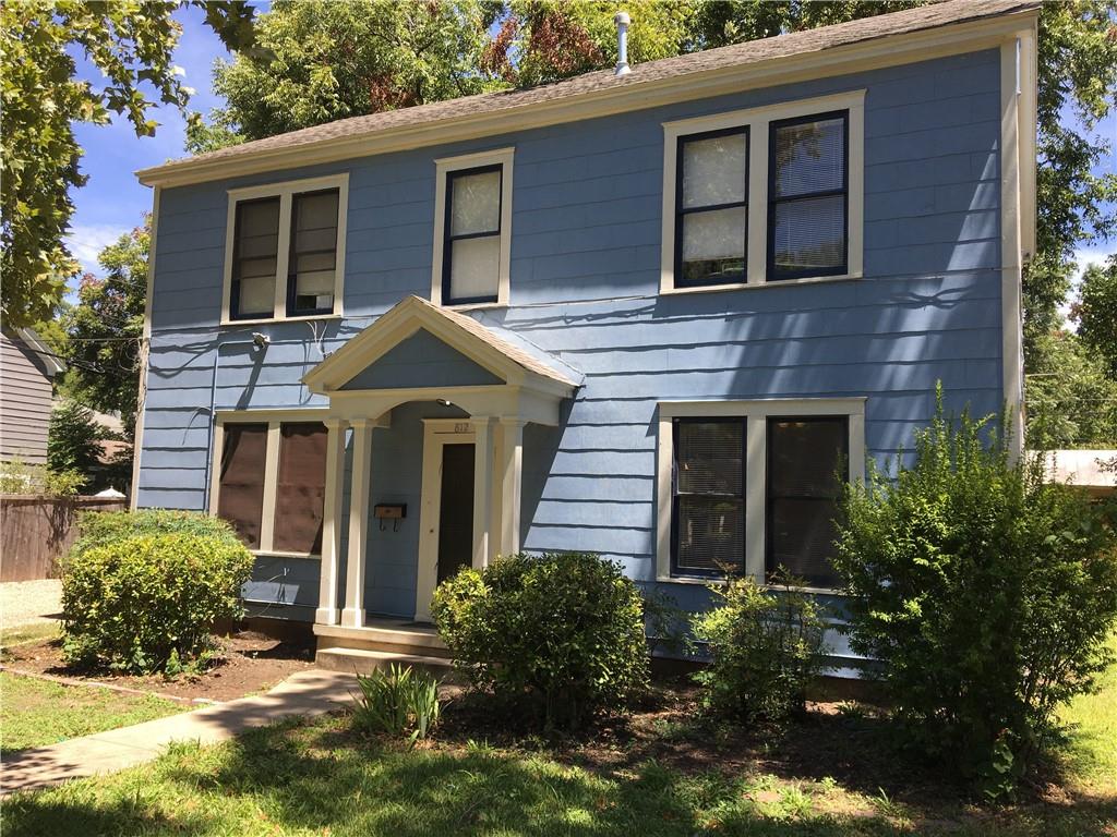 View 812 E 30th ST Unit #2 in Division C 812 E 30th ST Unit #2 - property photo 1 - Luxury home in Division C, Austin, TX