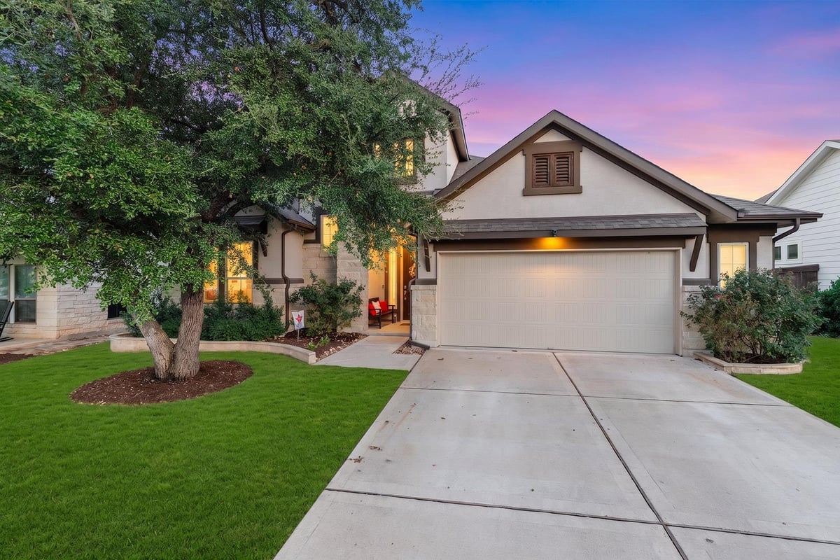 View 812 Heartleaf DR in Bryson 812 Heartleaf DR - property photo 1 - Luxury home in Bryson, Leander, TX