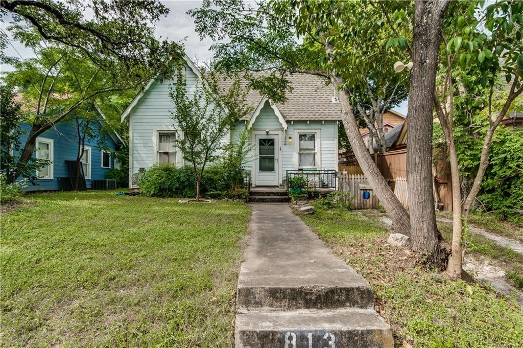 View 813 Christopher St in Bouldin Creek 813 Christopher St, photo 1, Bouldin Creek, Austin, TX