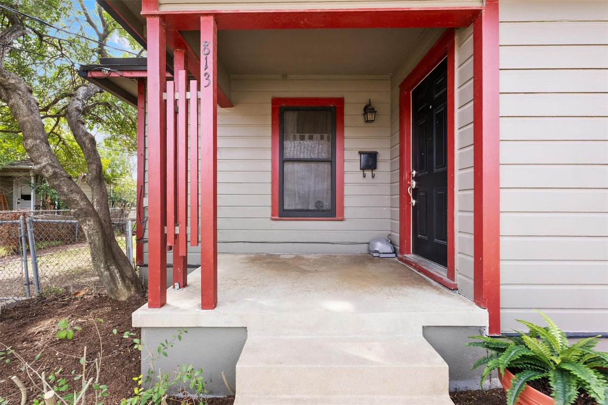 Primary bedroom at 813 E 48th St - 2 bed 1 bath home