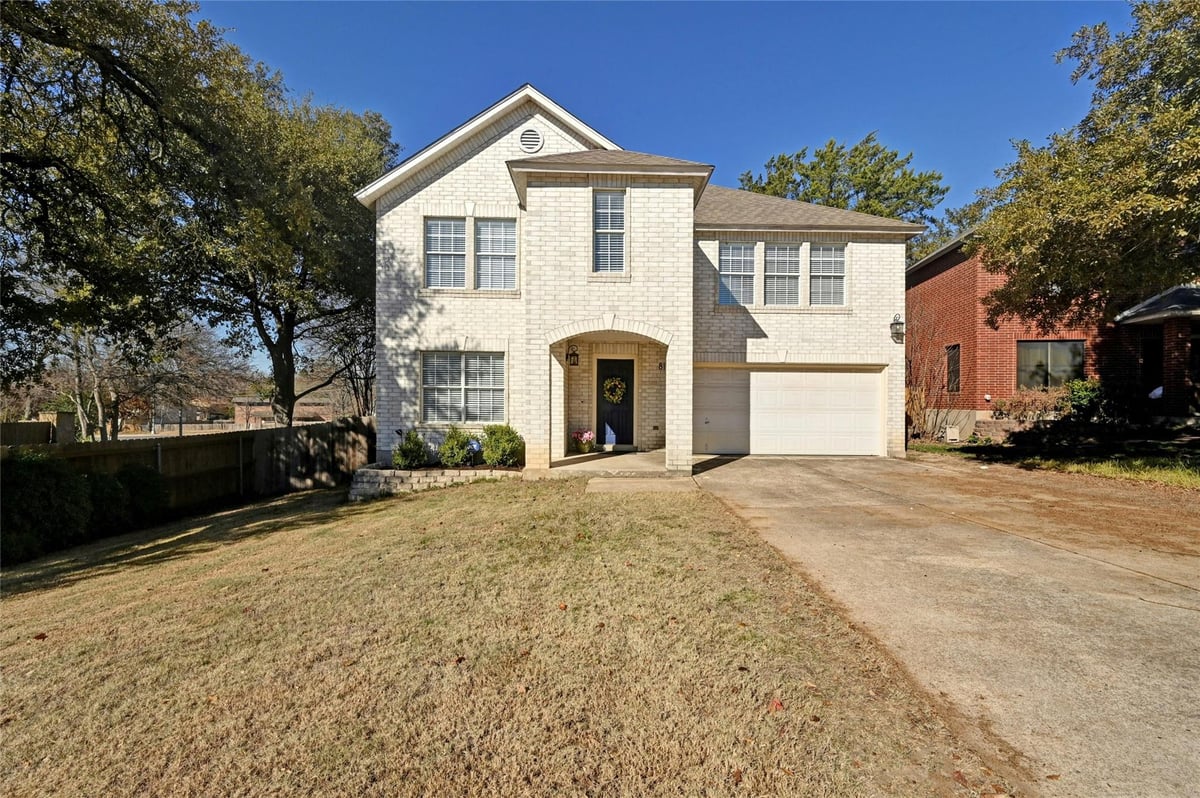View 8139 Evadean CIR in Waterloo 8139 Evadean CIR - property photo 1 - Luxury home in Waterloo, Austin, TX